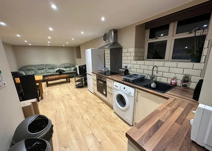 Homely Apartment In The Centre